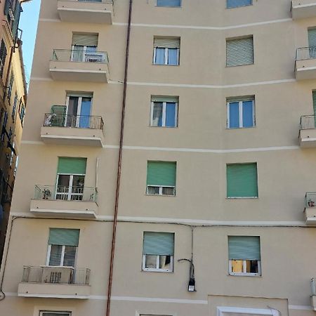 Il Riposo Del Guerriero Guesthouse 제노바 외부 사진